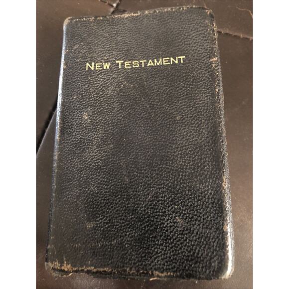 Vintage Holman New Testament from Pocket Testament League, Philadelphia, PA - Picture 1 of 3